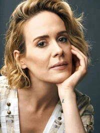 sarah-paulson_60.webp